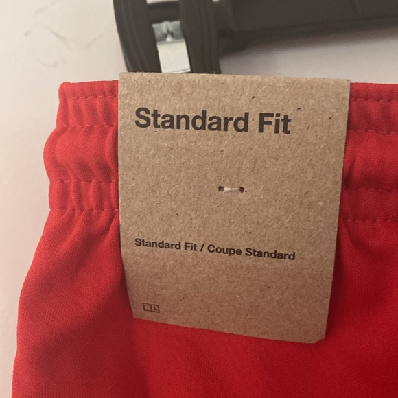 BNWT NIKE SHORTS Size M . - Picture 4 of 10